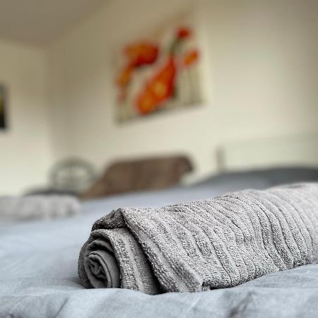 Schoene Zentrale Zimmer In Wilhelmshaven Exterior foto