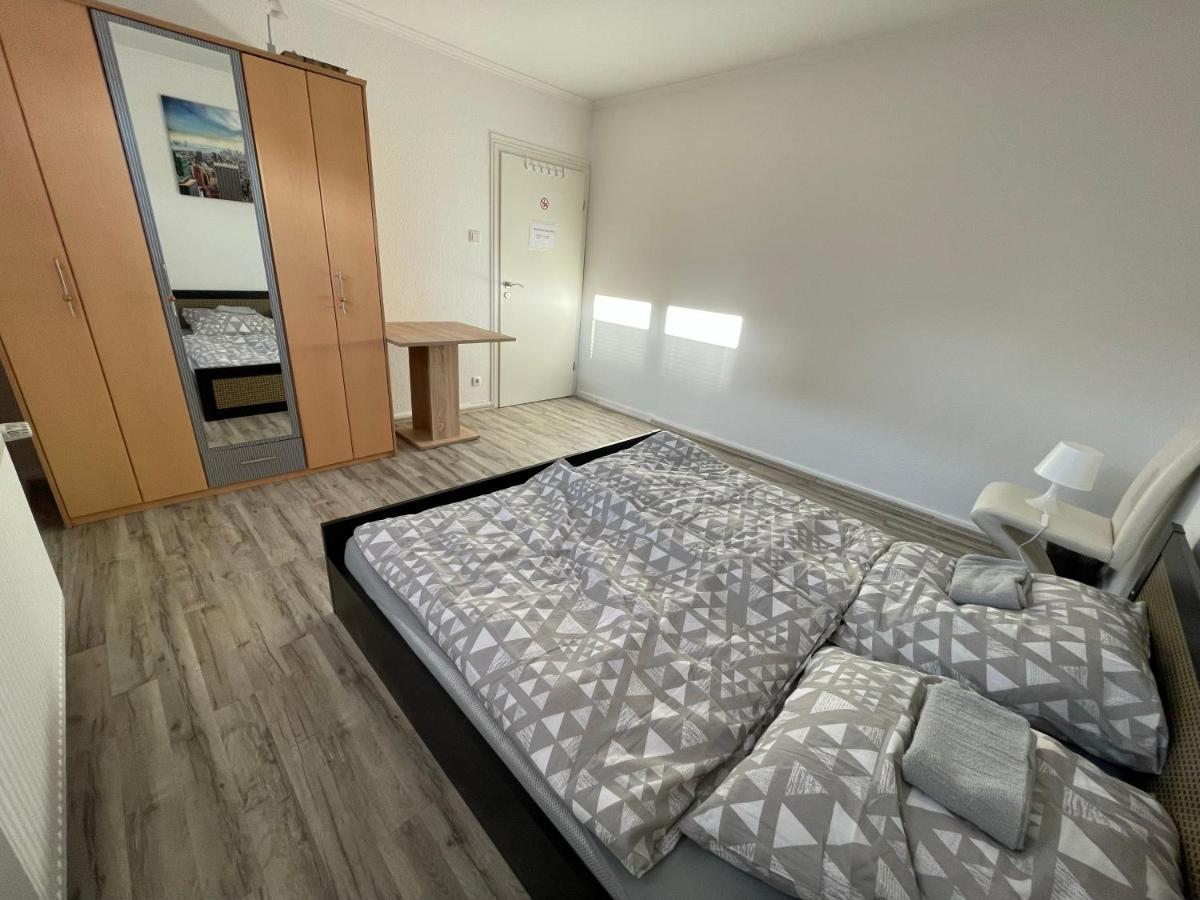 Schoene Zentrale Zimmer In Wilhelmshaven Exterior foto
