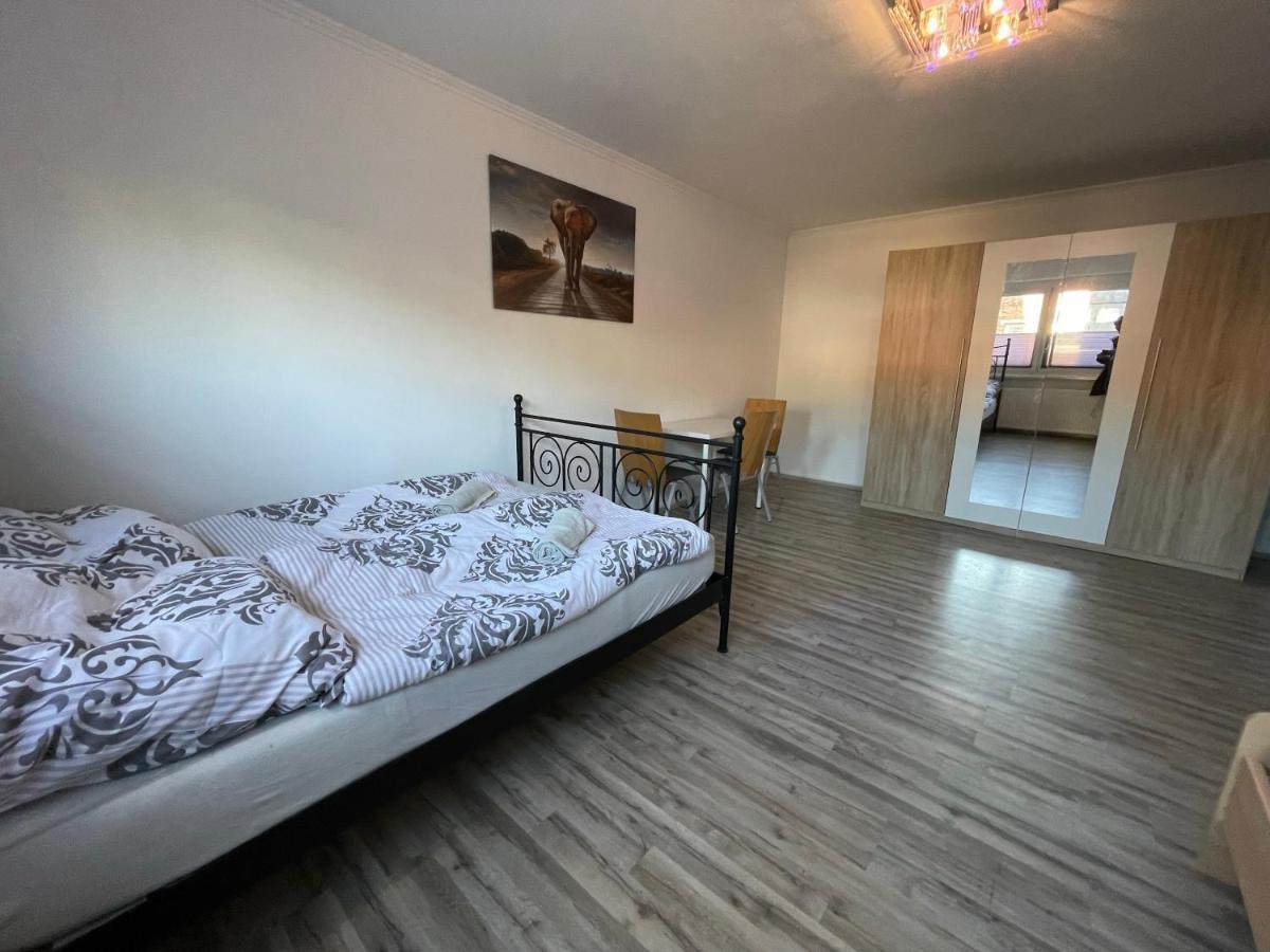 Schoene Zentrale Zimmer In Wilhelmshaven Exterior foto