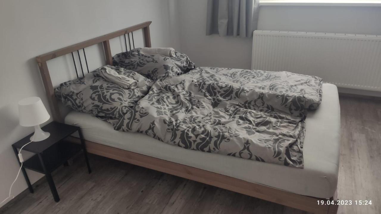 Schoene Zentrale Zimmer In Wilhelmshaven Exterior foto