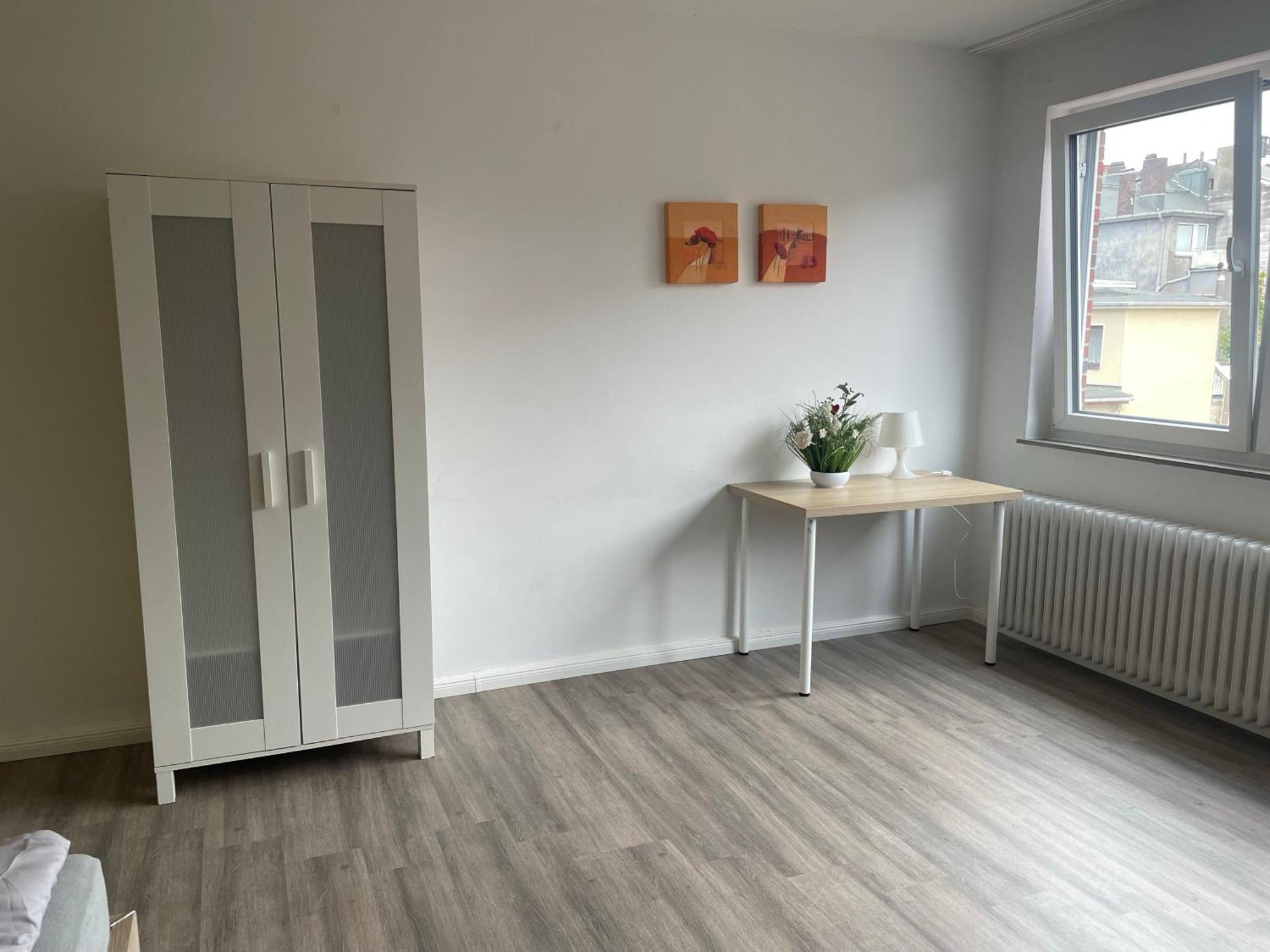 Schoene Zentrale Zimmer In Wilhelmshaven Exterior foto